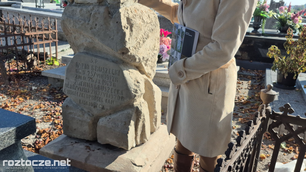 IV kwesta na Cmentarzu Parafialnym w Łabuniach
