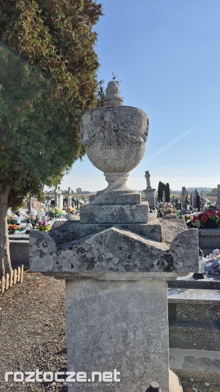 IV kwesta na Cmentarzu Parafialnym w Łabuniach