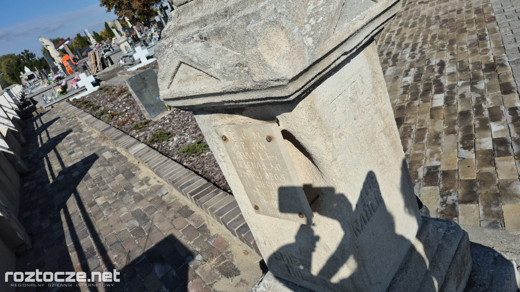 IV kwesta na Cmentarzu Parafialnym w Łabuniach