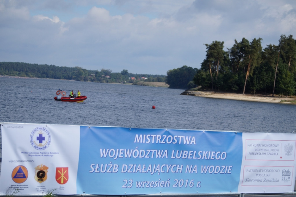 Wodne służby szalały w Nieliszu