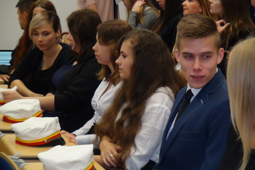 Gaudeaumus igitur!