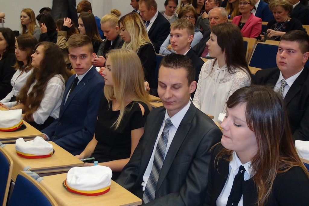 Gaudeaumus igitur!