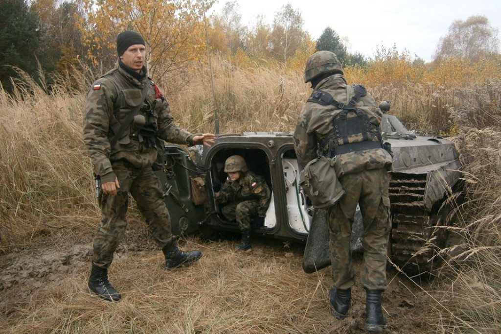 Ćwiczyli na poligonie [ZDJĘCIA]