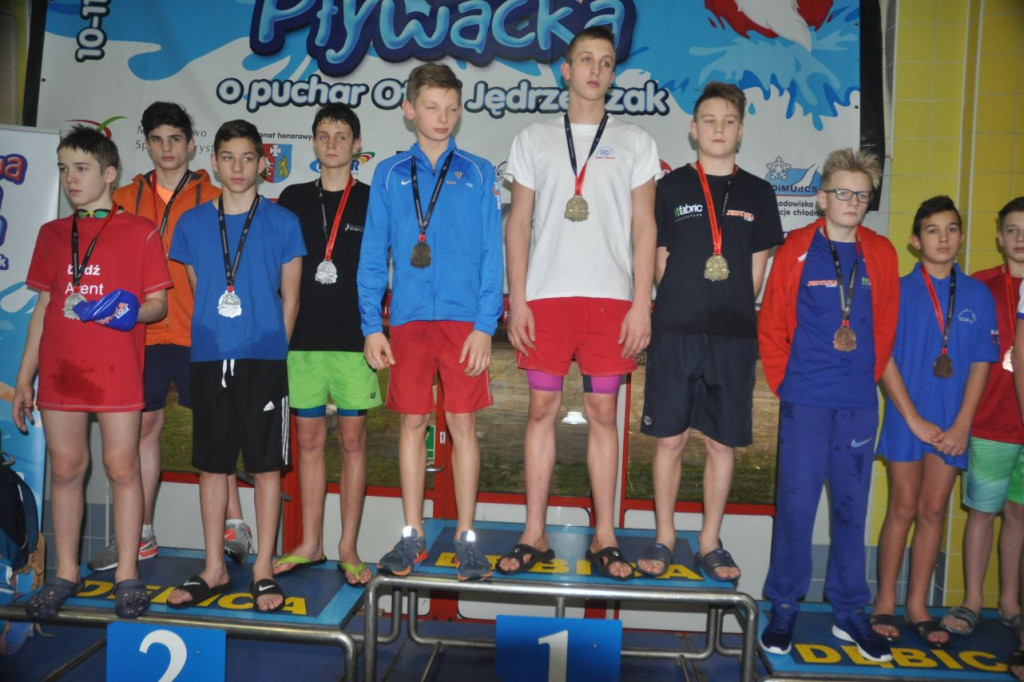 Mikołajkowa Olimpiada Pływacka