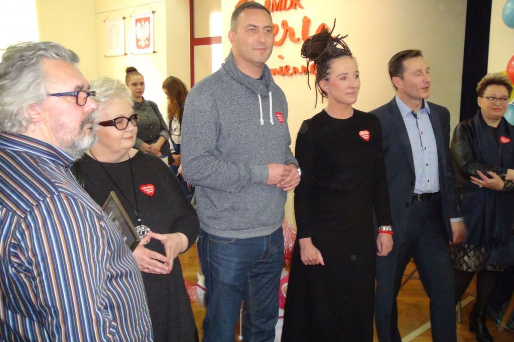 WOŚP prawie 150 000 zł - liczenie trwa