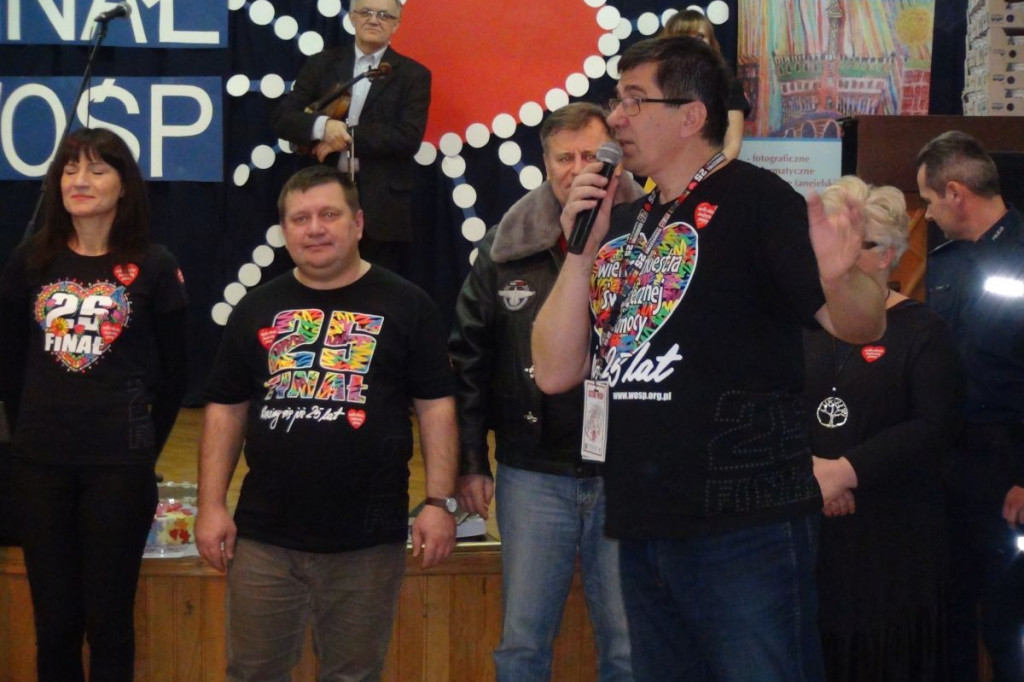 WOŚP prawie 150 000 zł - liczenie trwa