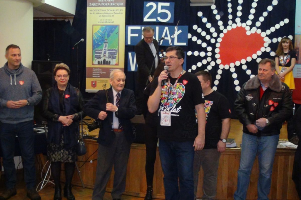 WOŚP prawie 150 000 zł - liczenie trwa