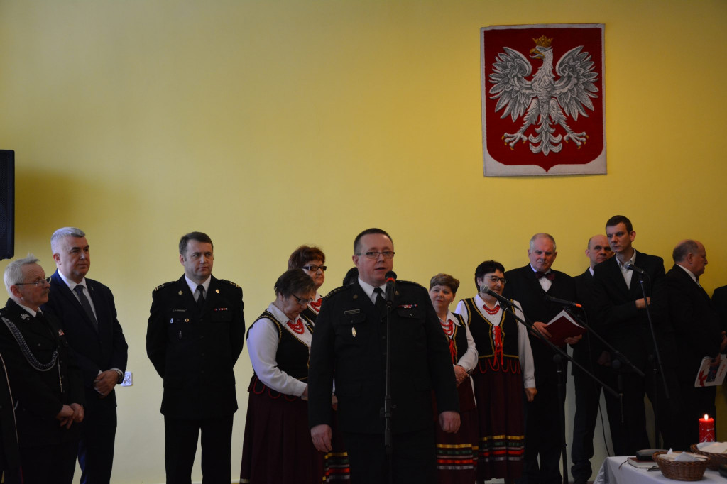 Strażacy przełamali się opłatkiem