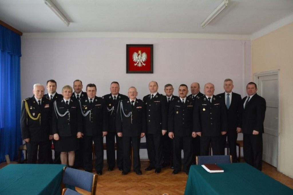 Strażacy przełamali się opłatkiem