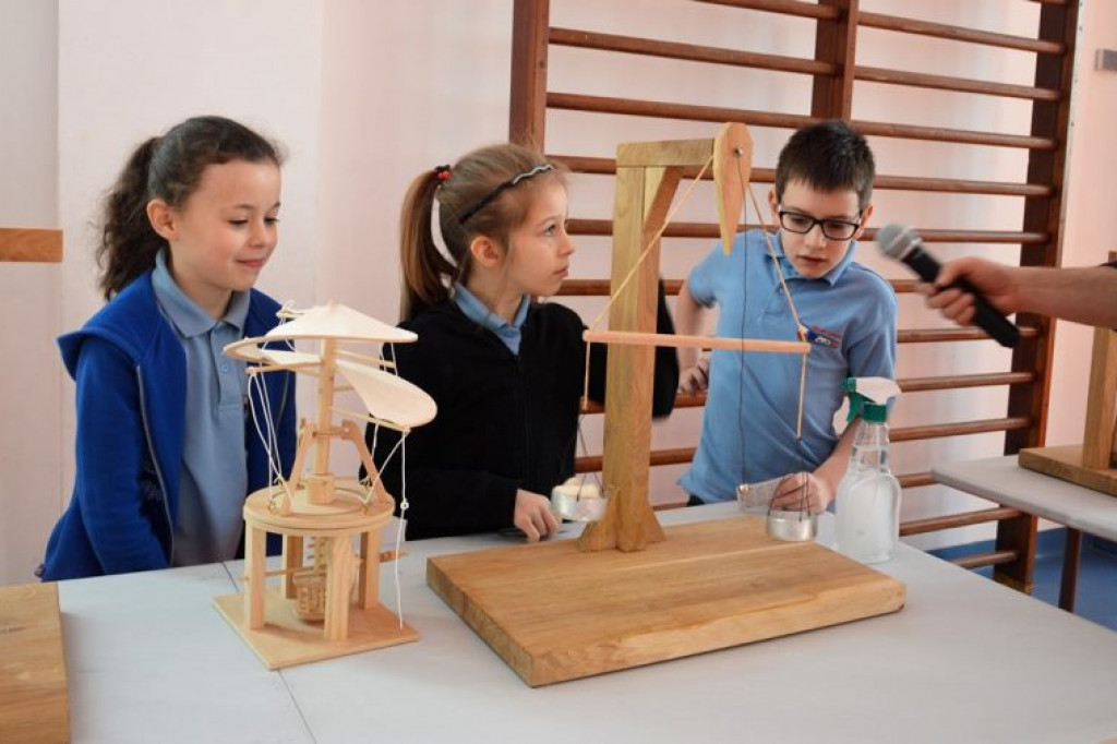 Projekt Leonardo w Smart School