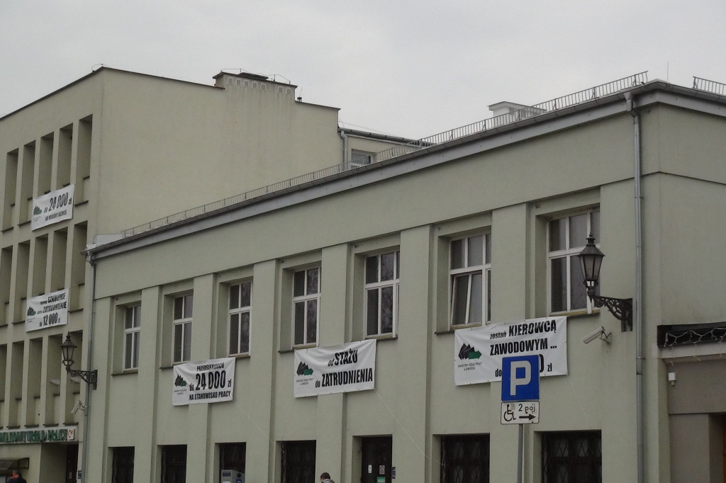 PUP promuje się na banerach