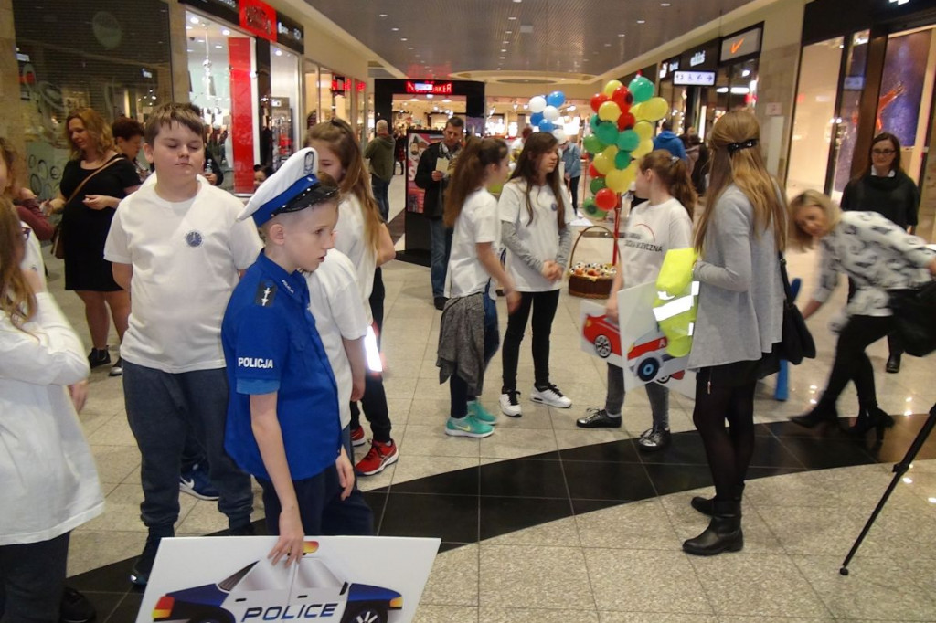 Światowy Dzień Zdrowia Jamy Ustnej z Centrum Multimed