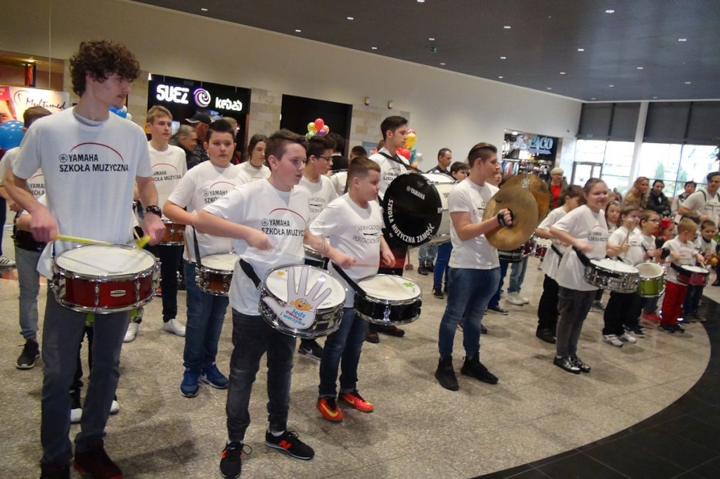 Światowy Dzień Zdrowia Jamy Ustnej z Centrum Multimed