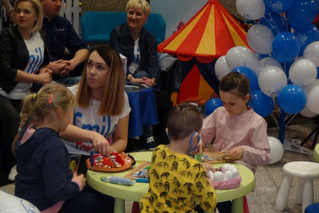 Światowy Dzień Zdrowia Jamy Ustnej z Centrum Multimed