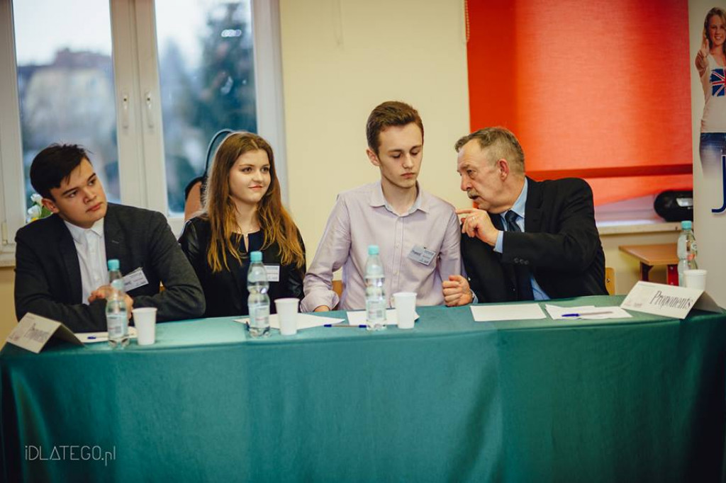 Debata oksfordzka w SJO Bacalarus