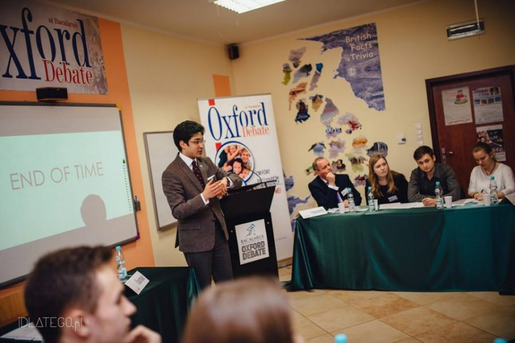 Debata oksfordzka w SJO Bacalarus