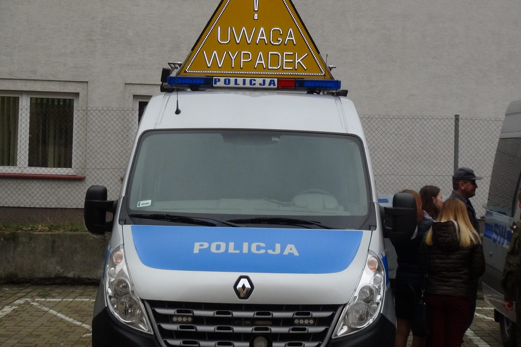 Przez 