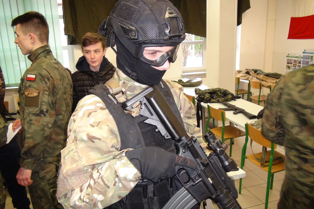 Przez 