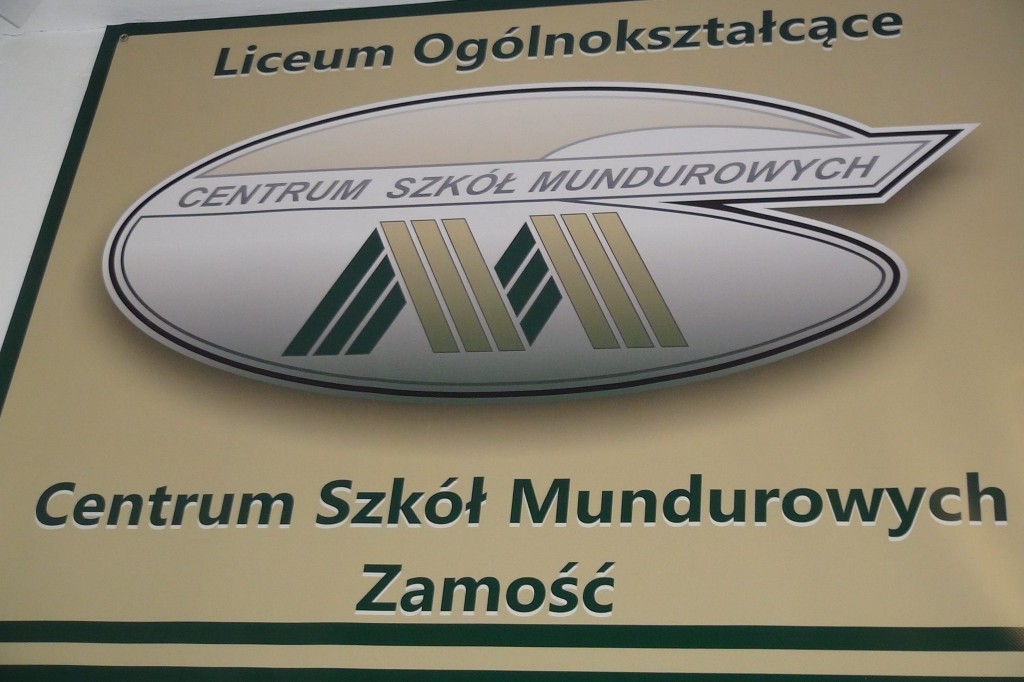 Przez 