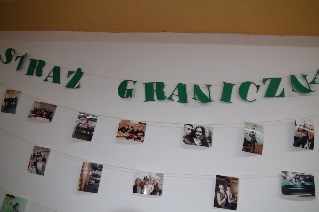 Przez 