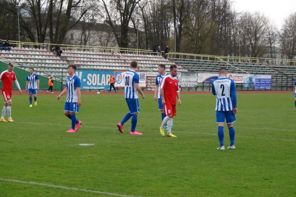 Hetman - Tomasovia 1:2 - sztab podał się do dymisji