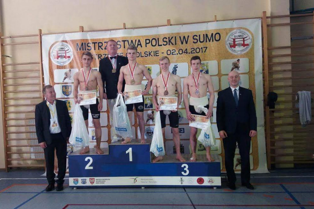 Sumici z medalami