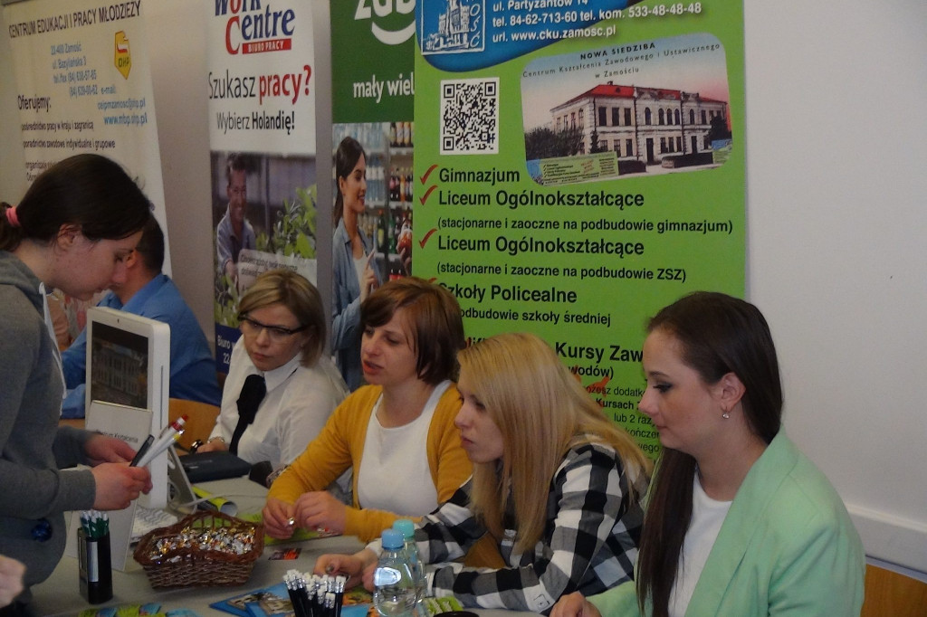 V Targi Pracy i Edukacji [ZDJĘCIA]
