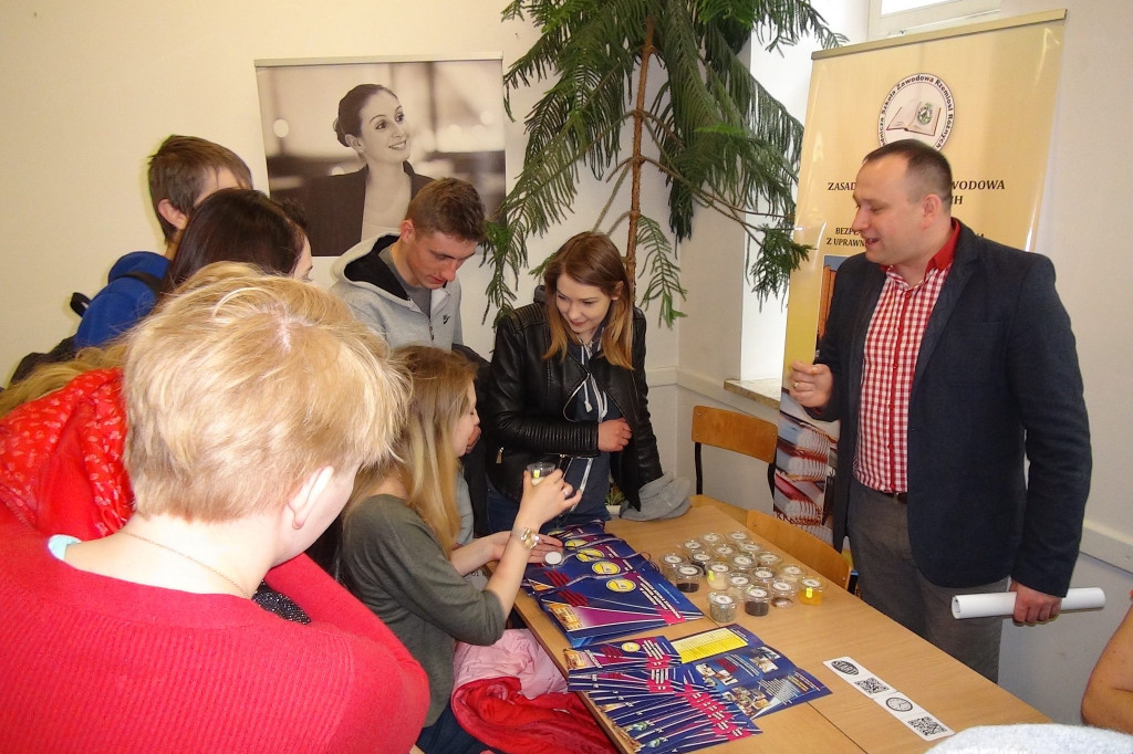 V Targi Pracy i Edukacji [ZDJĘCIA]