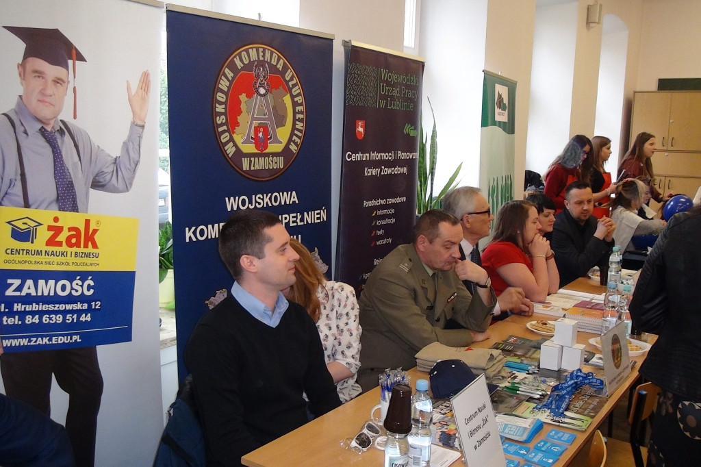V Targi Pracy i Edukacji [ZDJĘCIA]