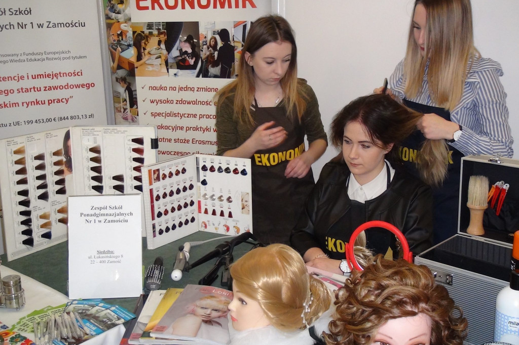 V Targi Pracy i Edukacji [ZDJĘCIA]
