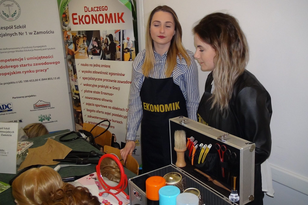 V Targi Pracy i Edukacji [ZDJĘCIA]