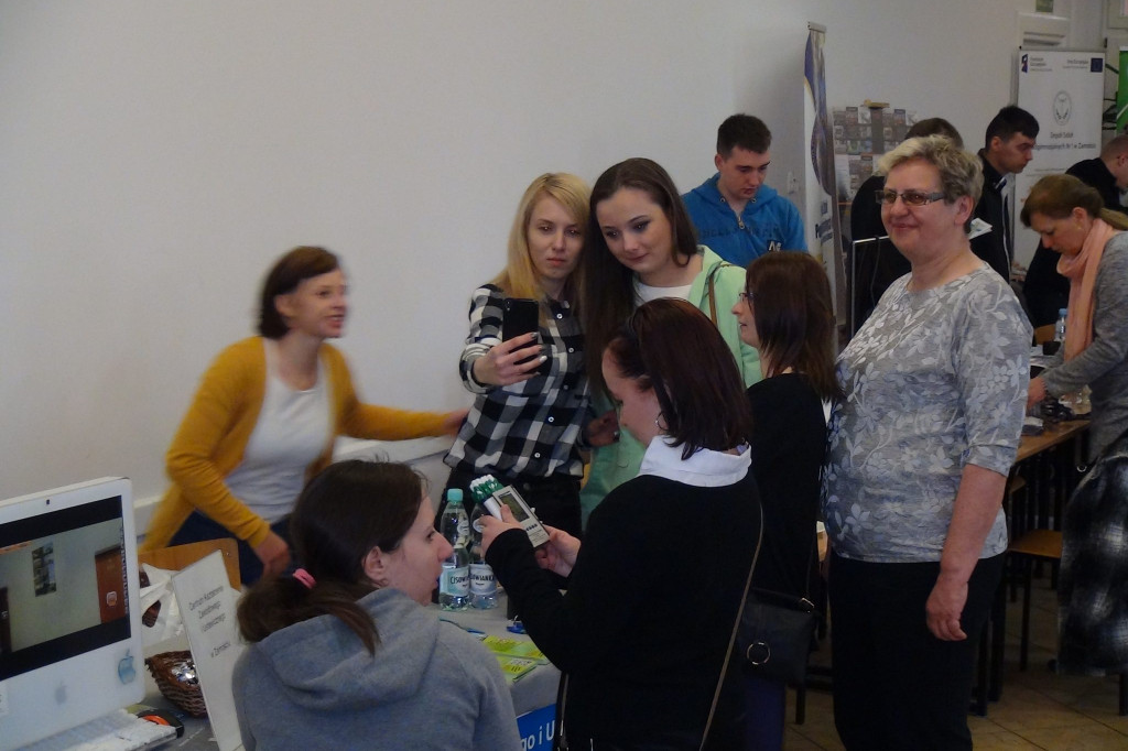 V Targi Pracy i Edukacji [ZDJĘCIA]