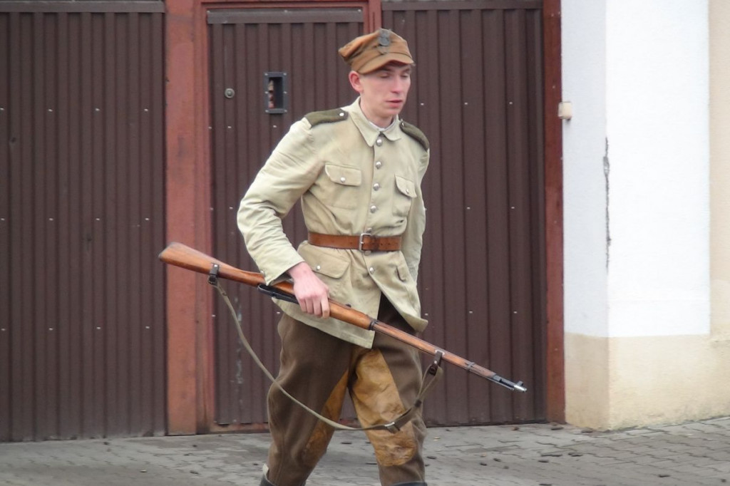 Więzienie przy Okrzei rozbite