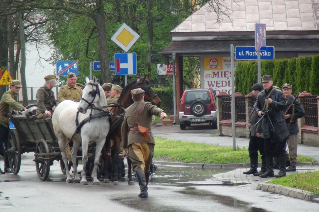 Więzienie przy Okrzei rozbite