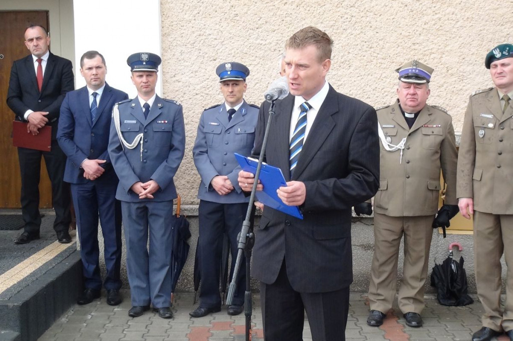 Więzienie przy Okrzei rozbite