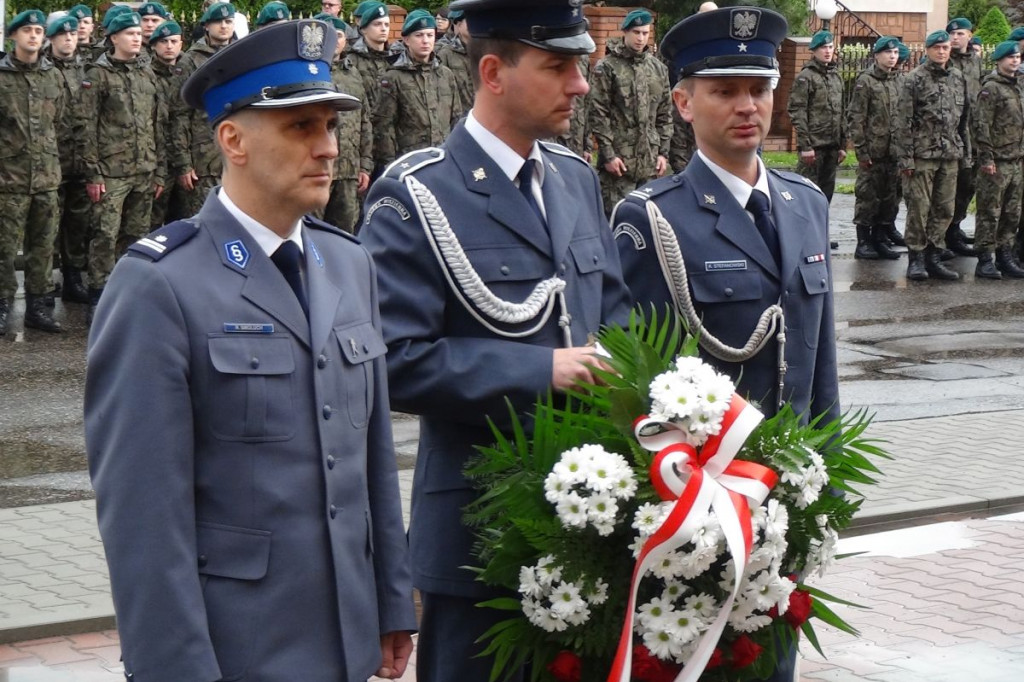 Więzienie przy Okrzei rozbite