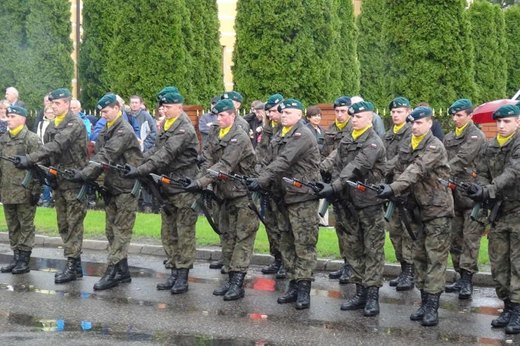 Więzienie przy Okrzei rozbite