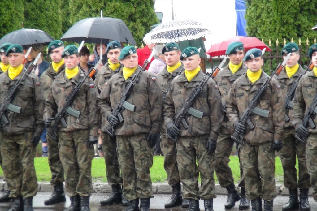 Więzienie przy Okrzei rozbite