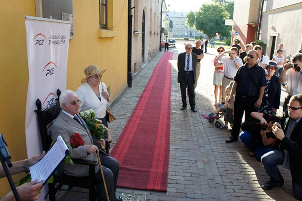 Prof. J. Kowalczyk w Alei Sław - zdjęcia