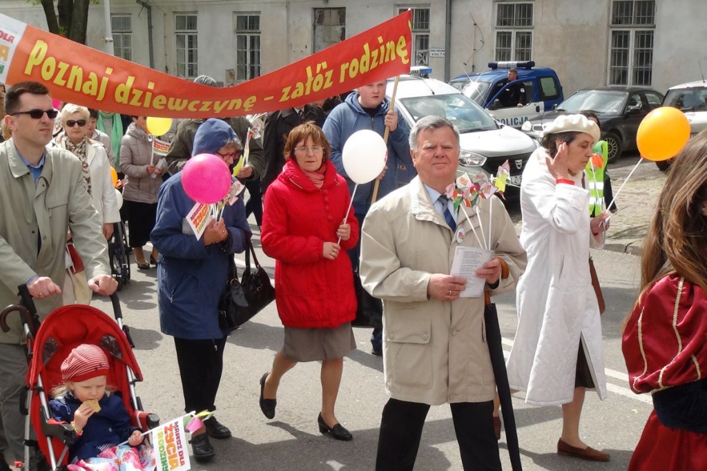 Poznaj dziewczynę - załóż rodzinę!