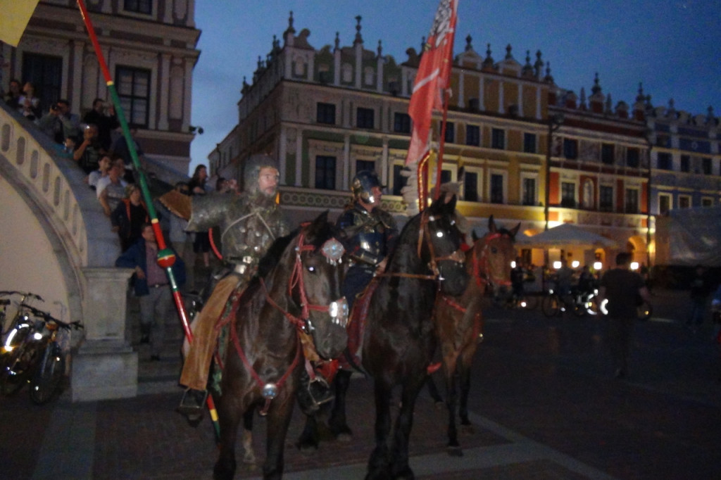 Rozpoczęli z hukiem