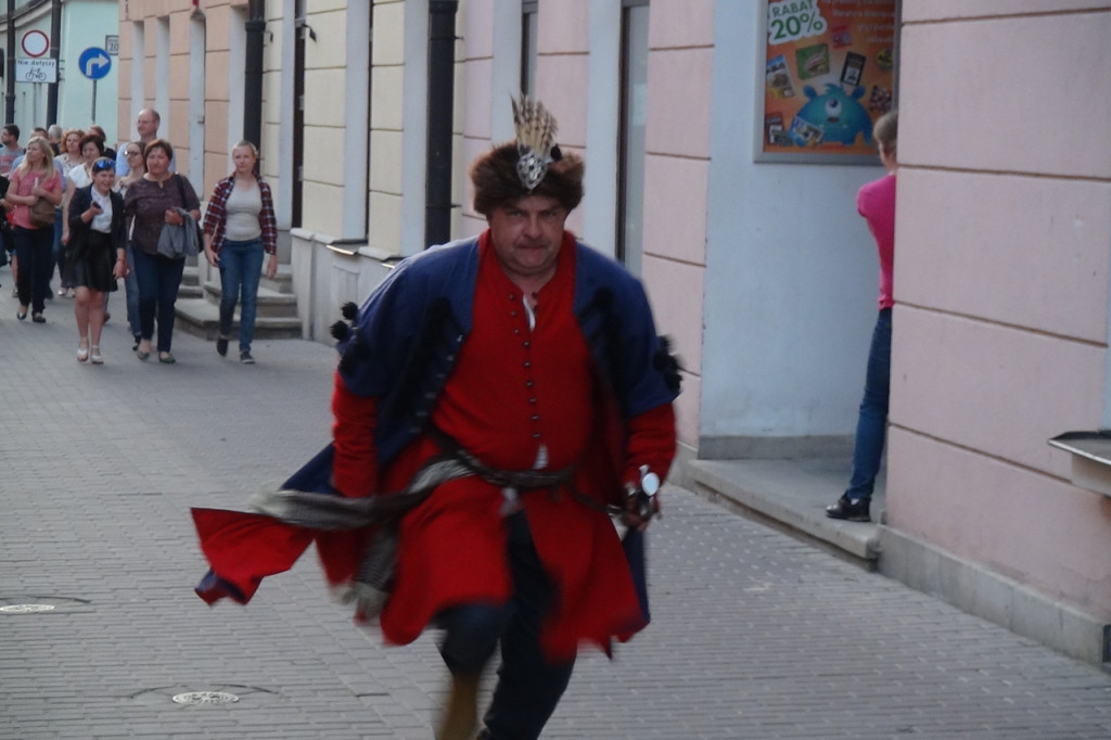 Rozpoczęli z hukiem