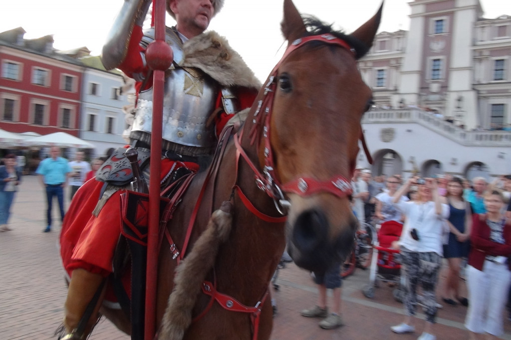 Rozpoczęli z hukiem