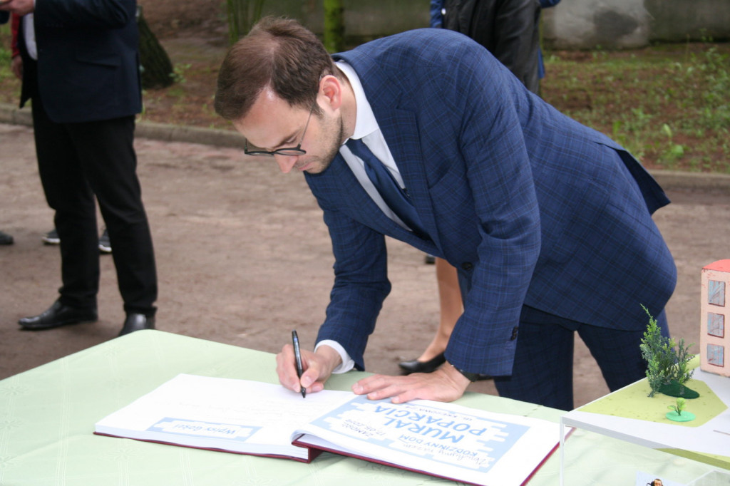 Zamość: Mural dla niepełnosprawnych