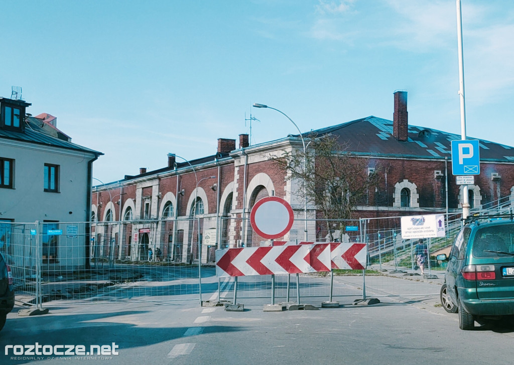 Remont Placu M. Stefanidesa i Placu Wolności w Zamościu