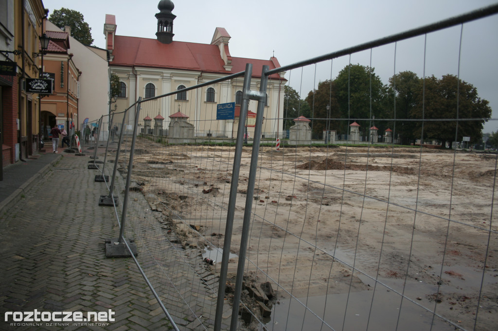 Remont Placu M. Stefanidesa i Placu Wolności w Zamościu