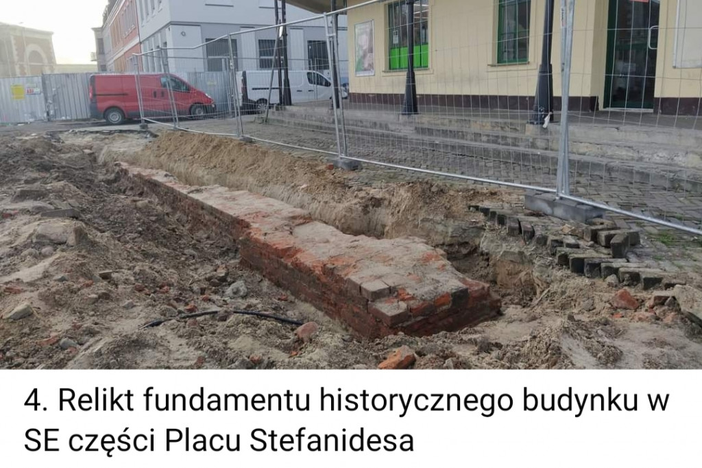 Badania archeologiczne na placu Stefanidesa