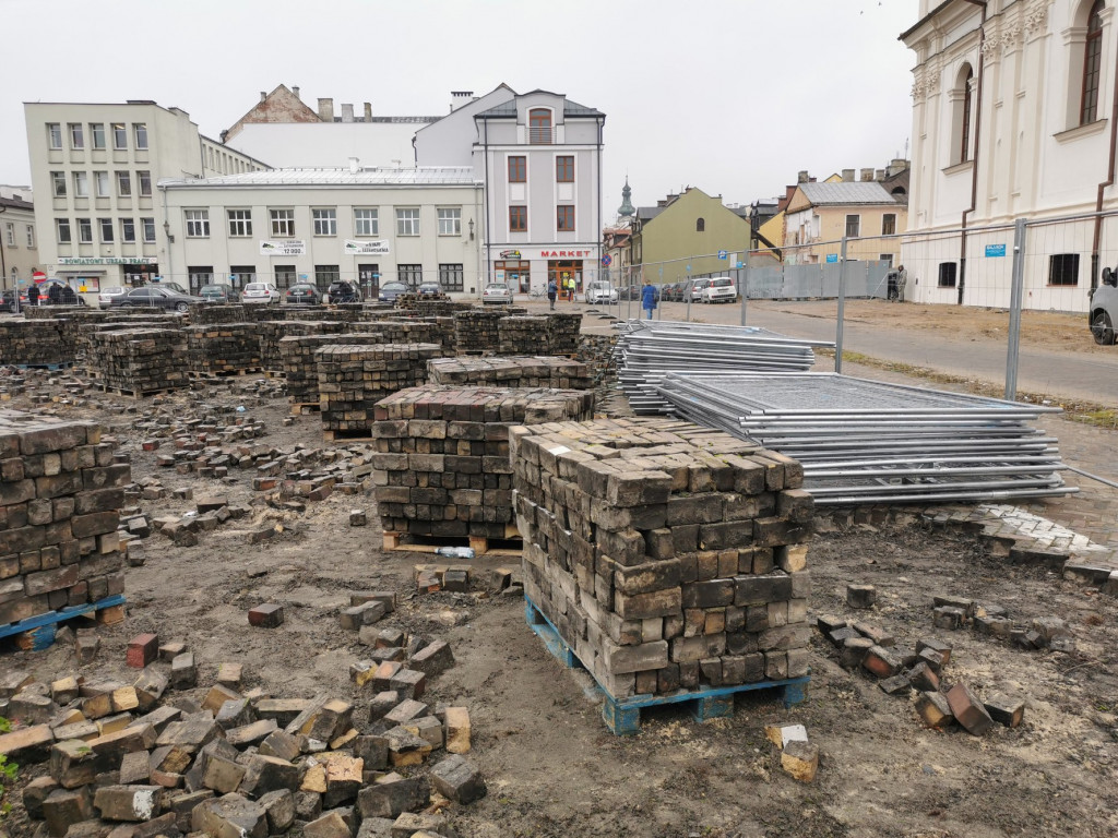 Remont Placu M. Stefanidesa i Placu Wolności w Zamościu