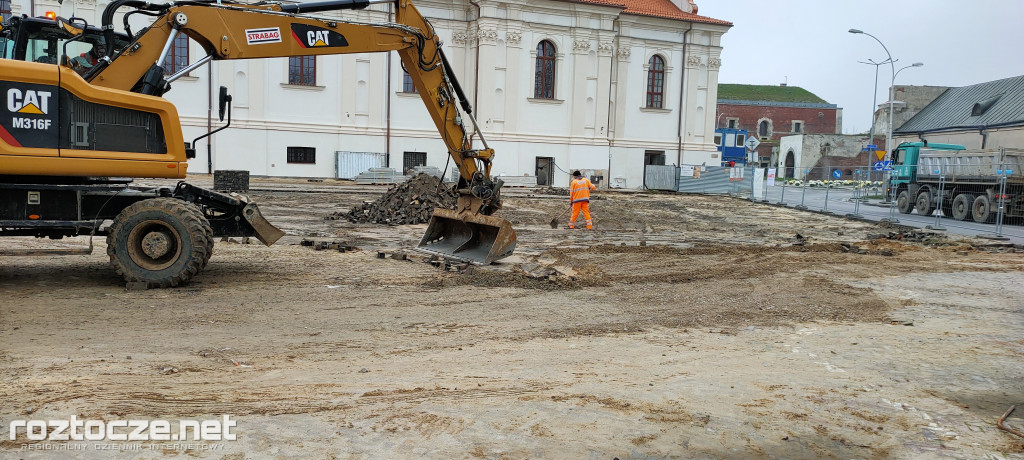 Remont Placu M. Stefanidesa i Placu Wolności w Zamościu