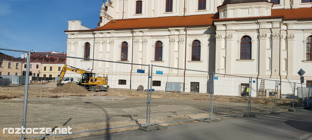 Remont Placu M. Stefanidesa i Placu Wolności w Zamościu